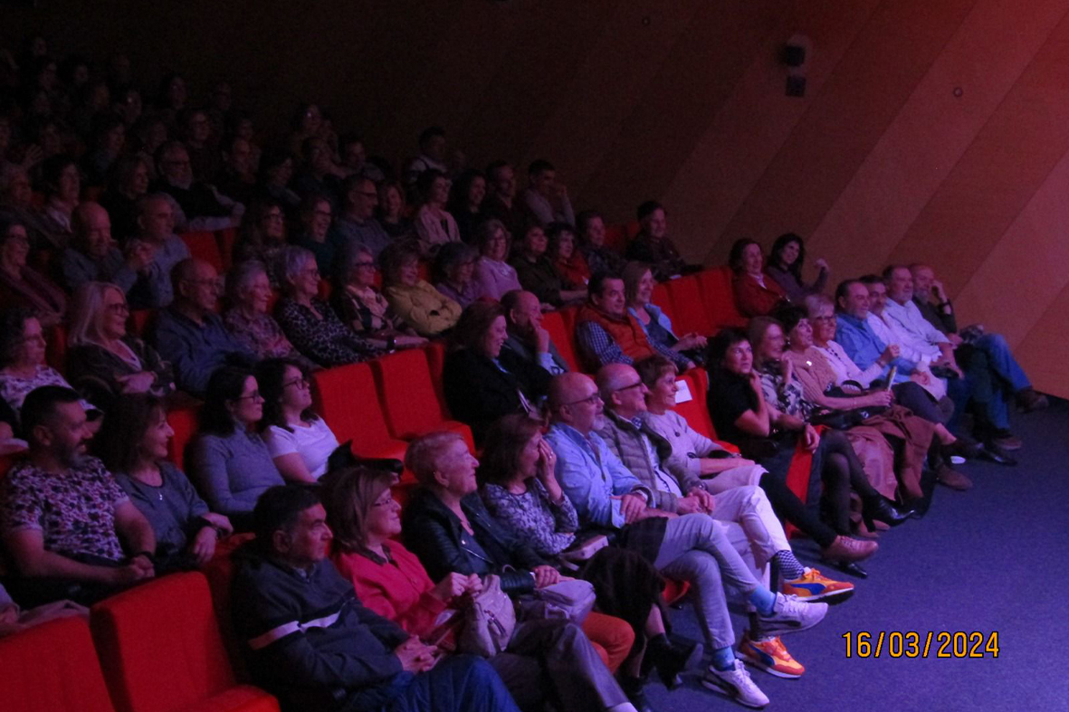 PINK COMEDY SHOW CHELY CAPITAN DIANELA PADRO NOVELDA UNARISAMAS AGENDA DE COMEDIA 2